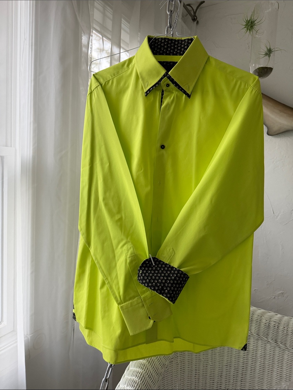 Men's Lime Green Long-Sleeve Button-Down Shirt with Contrasting Trim